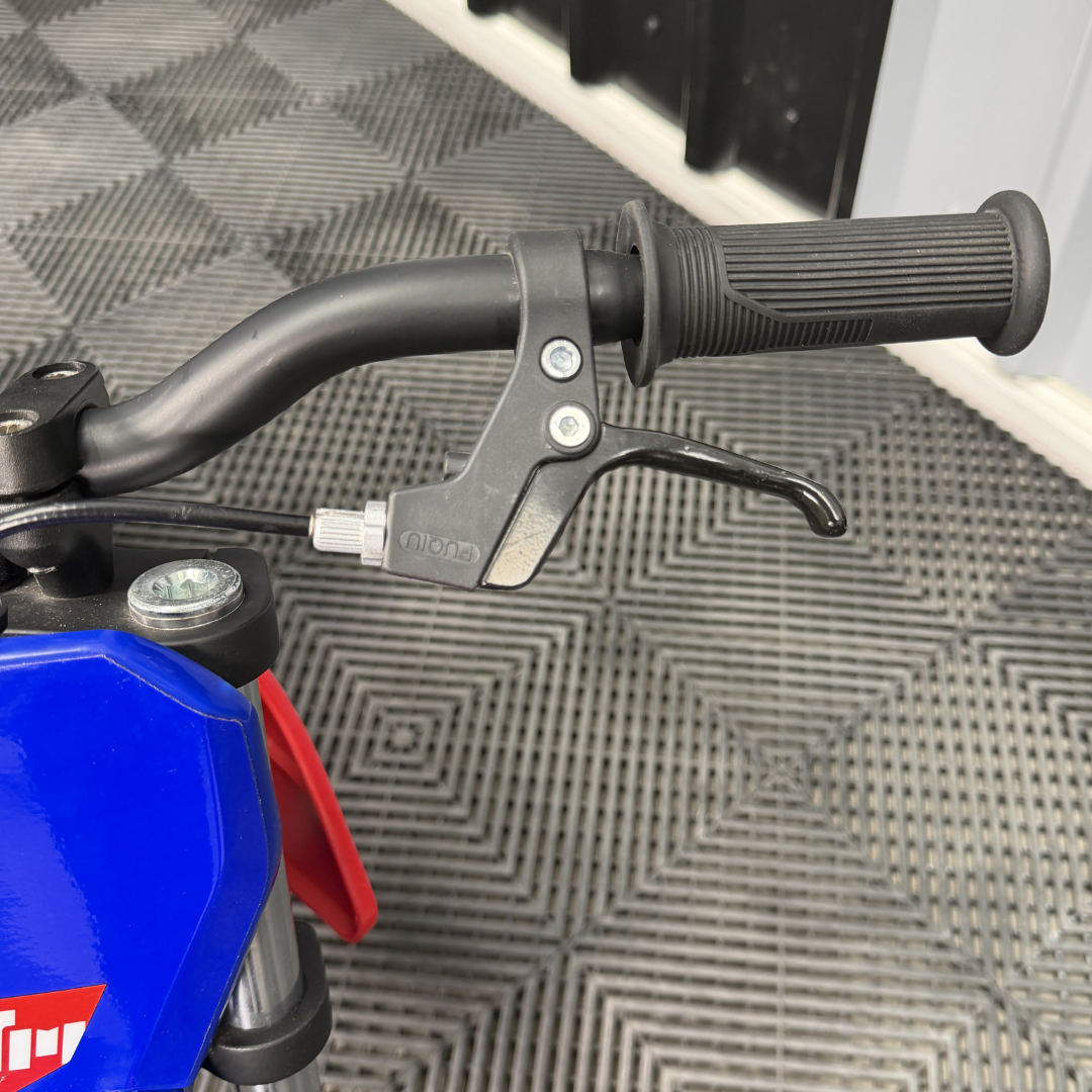 RFN SX- E400 red/blue - Ex Demo
