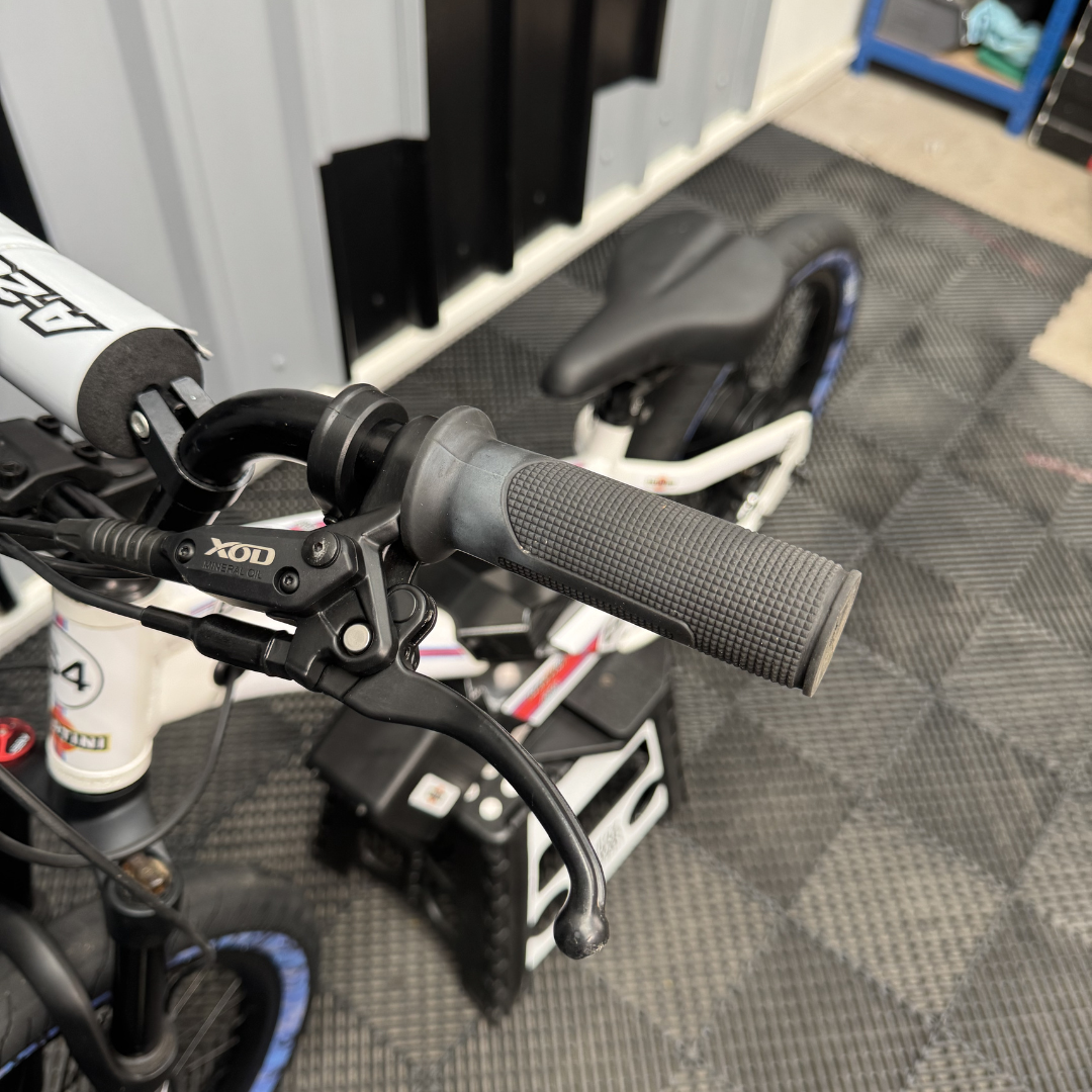 Amped A20 Pro White (First Gen) - Ex Demo