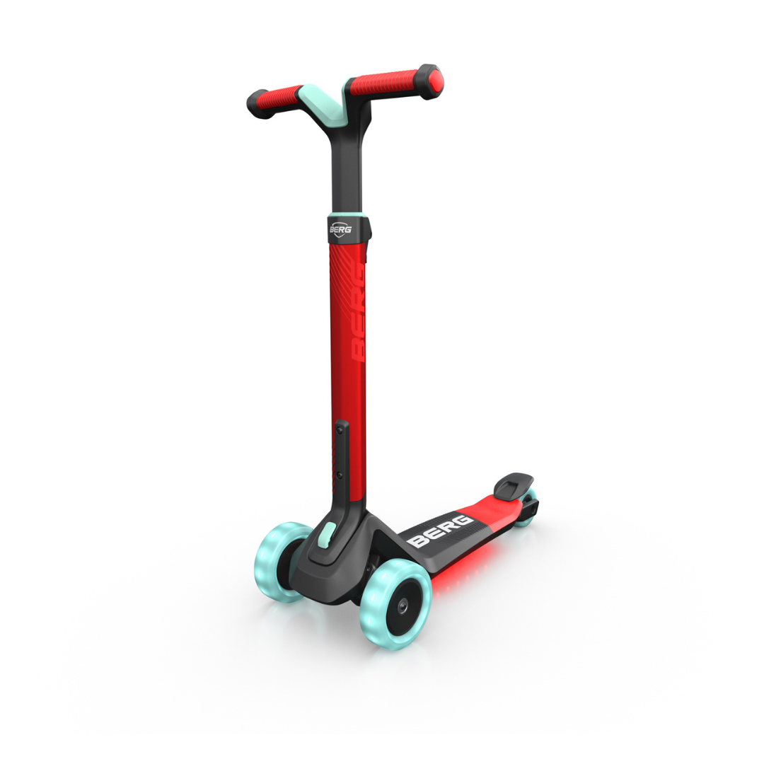 BERG Nexo - Foldable 3 wheeled lights and LED Deck - Red