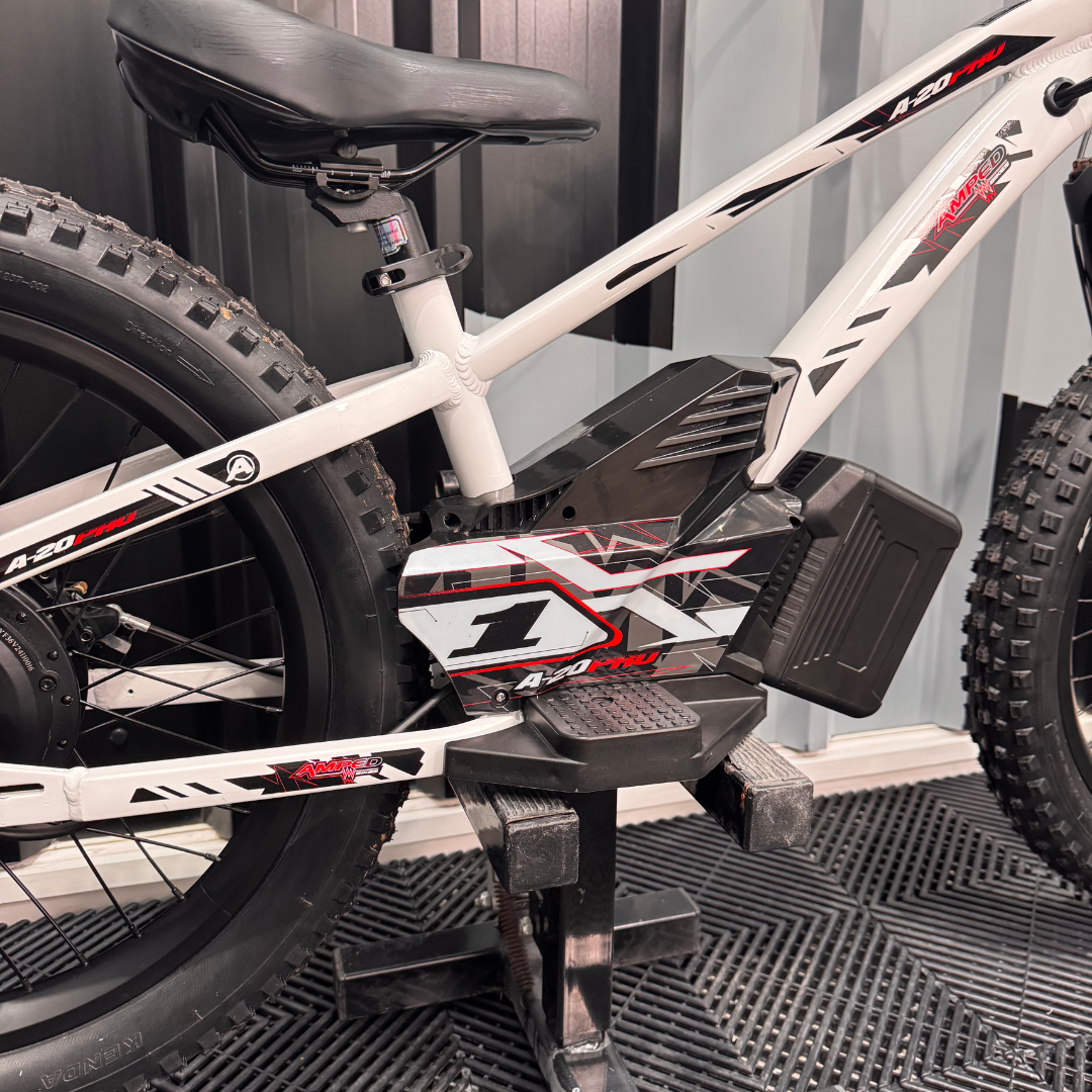 Amped A20 Pro White (First Gen) - Ex Demo