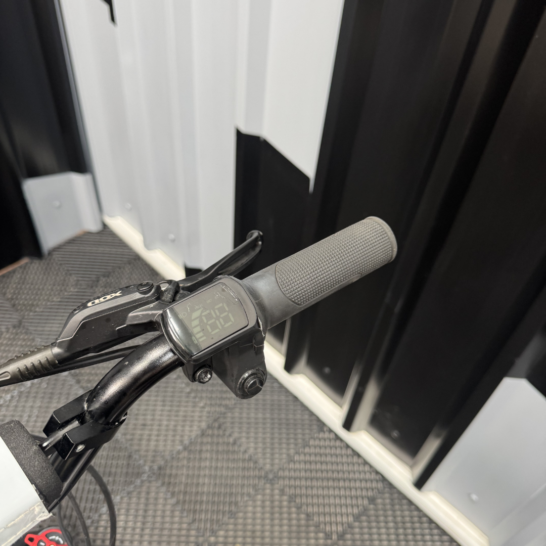 Amped A20 Pro White (First Gen) - Ex Demo